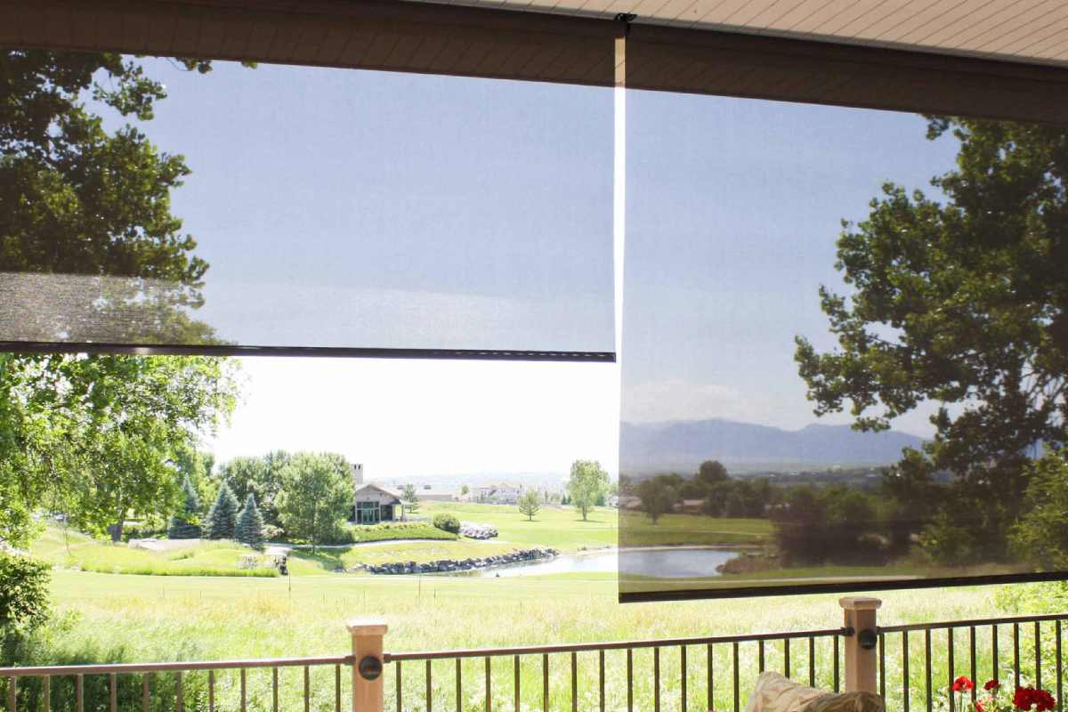 Insolroll® Oasis® 2600 Patio Shades near Helena, Montana (MT)